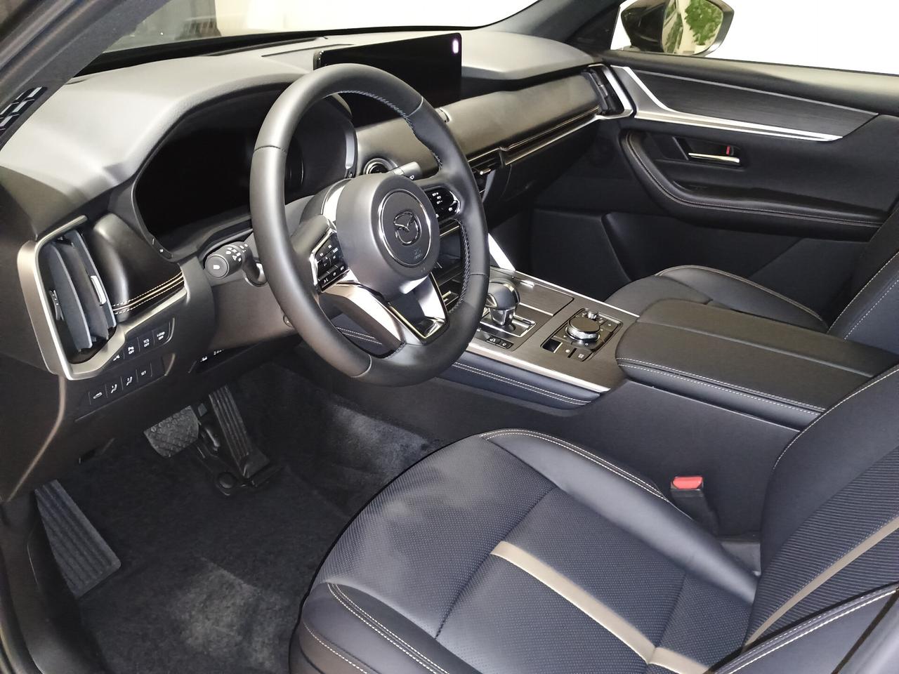 Mazda CX-80 3.3L e-Skyactiv D M Hybrid AWD Homura Plus Km 0 - Prezzo di Listino €. 76.540,00 - Promozione Mese di Settembre Prezzo €. 62.500,00 Anticipo €. 17.500,00 Finanziamento €. 45.000,00 N. 48 Rate da €. 625,00 Più Maxi Rata da €. 27.24