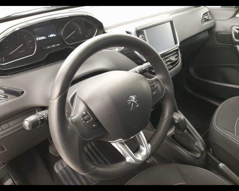 Peugeot 208 I 2015 1.2 puretech Access 82cv 3p