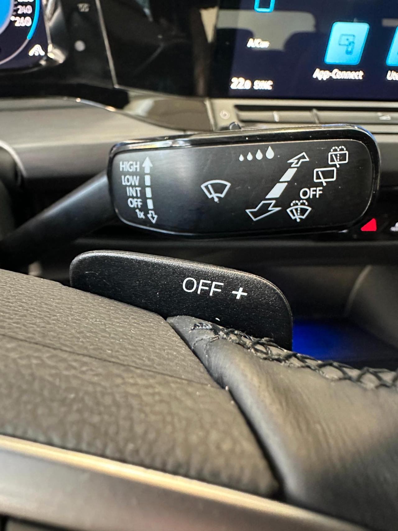 Volkswagen Golf 1.5 etsi evo Style 150cv DSG-19"-Carplay-IVA