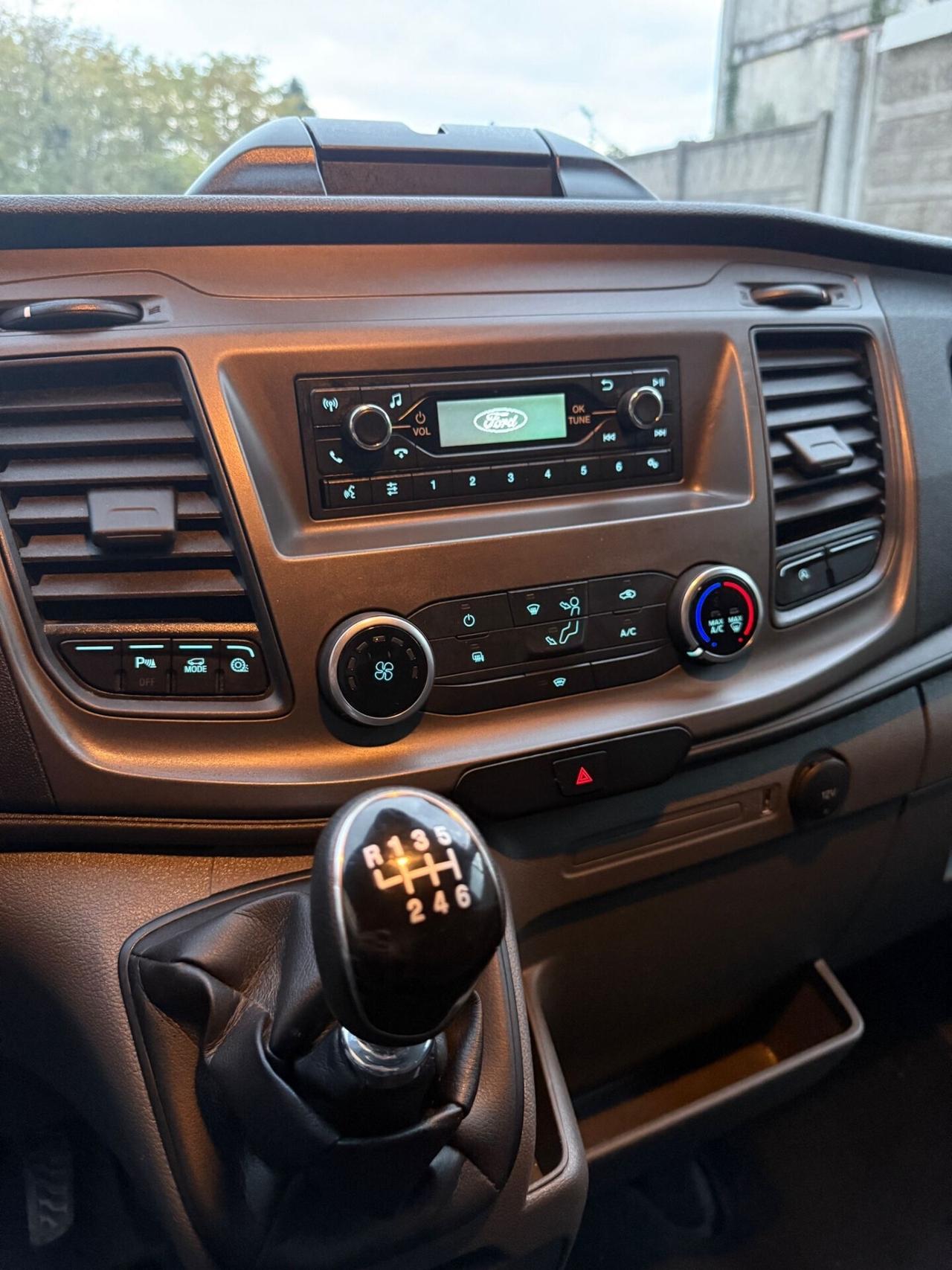 Ford Transit L2H2 2023