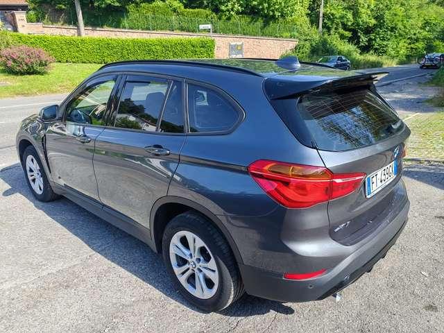 BMW X1 sdrive16d Business my18 (((94000 km)))