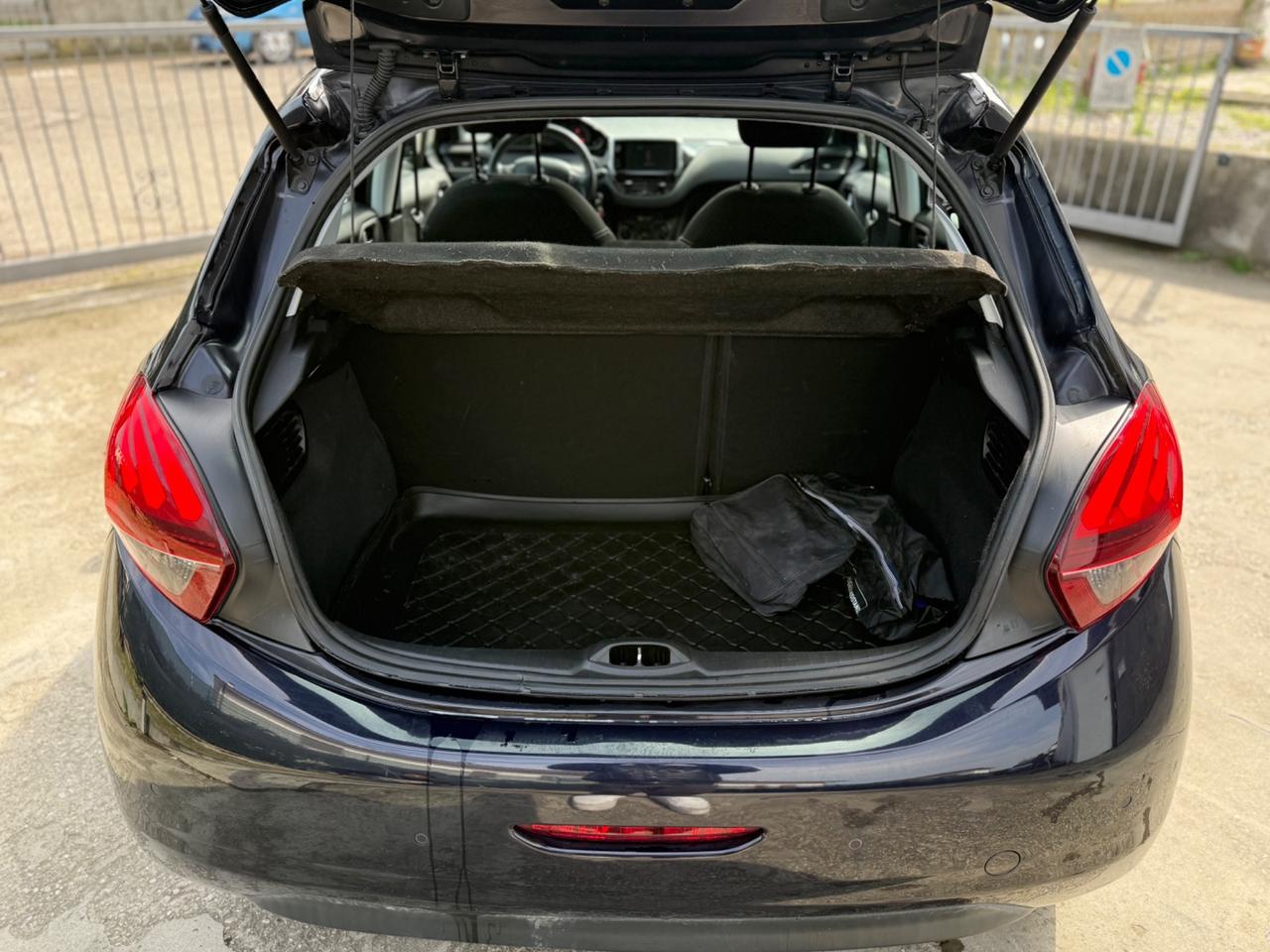 Peugeot 208 1.2 GPL DI SERIE ALLURE NEOPAT 2017