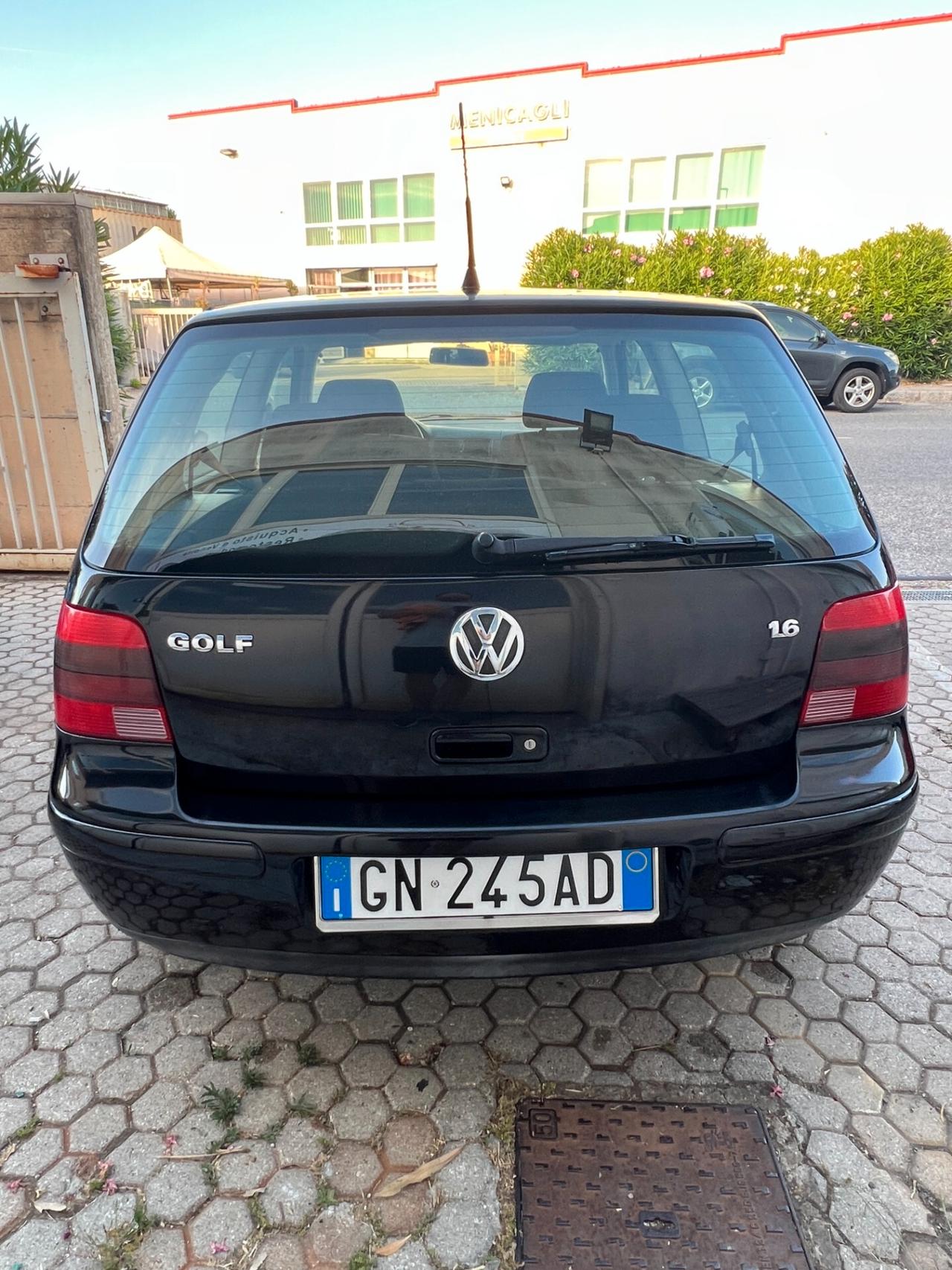 Volkswagen Golf 1.6 16V cat 3 porte Highline NEOPATENTATI