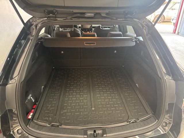 TOYOTA Corolla Touring Sports 1.8 Hybrid Business