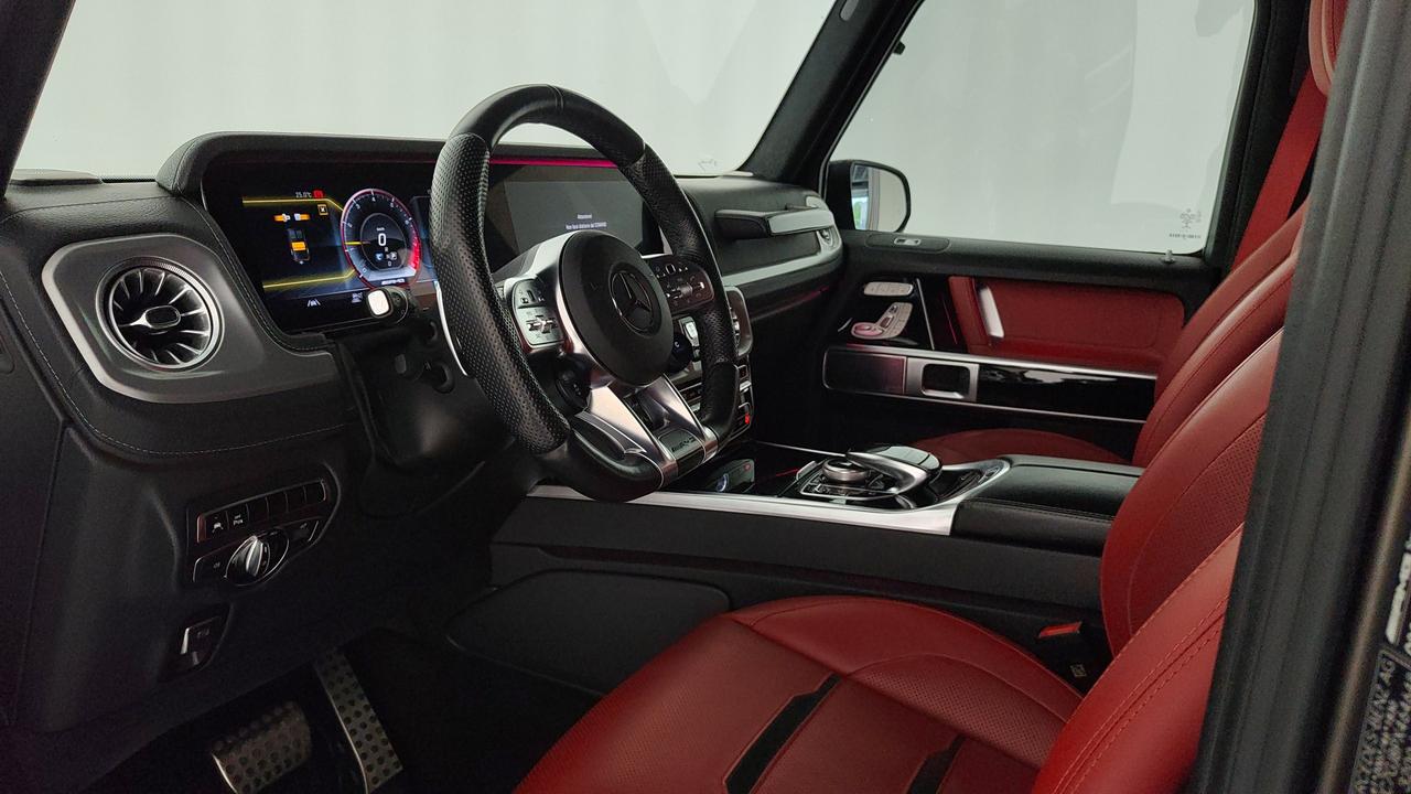 Mercedes-Benz G AMG 63 585cv auto