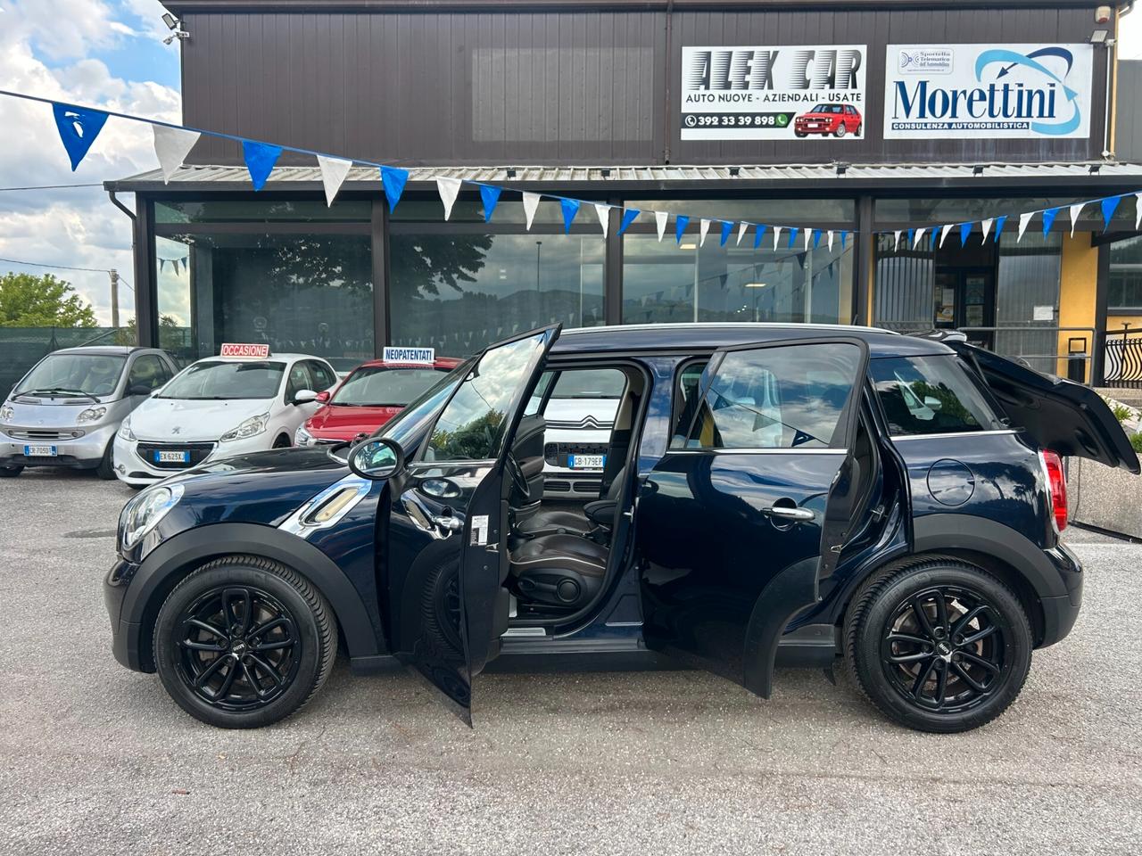 " UNA CHICCA " Mini 2.0 Cooper D Countryman Automat.
