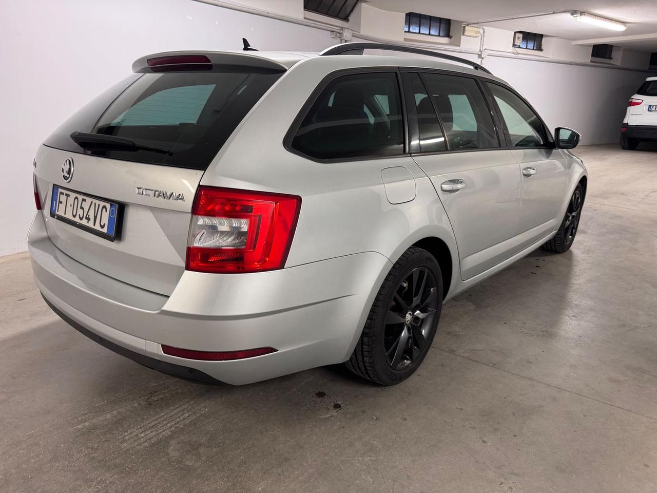 Skoda Octavia 1.6 TDI DSG