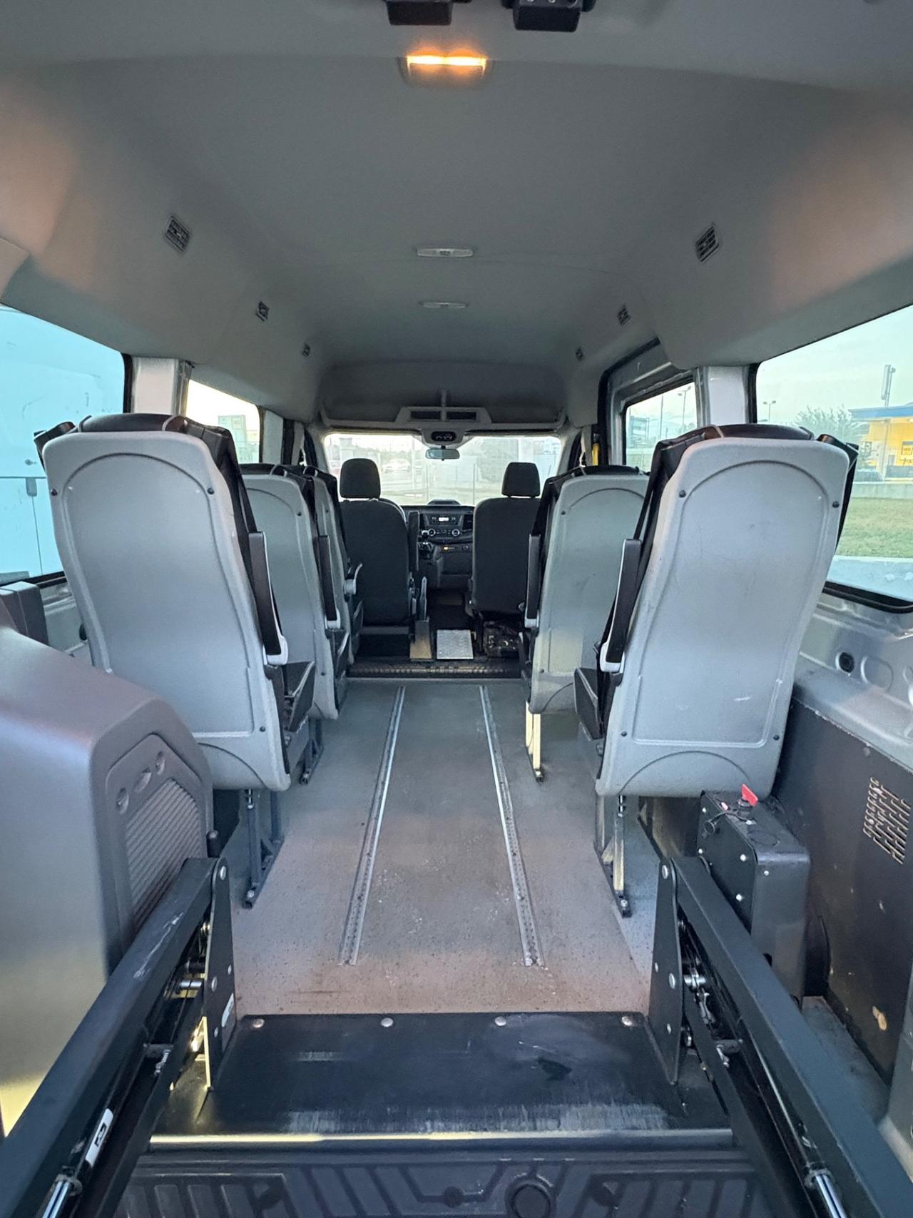 Ford Transit 2.0cc 130CV 9 posti trasporto disabili