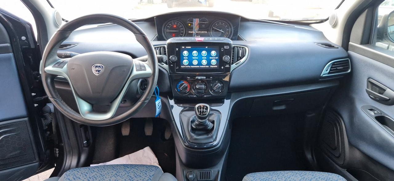 Lancia Ypsilon 1.0 FireFly 5 porte S&S Hybrid Gold