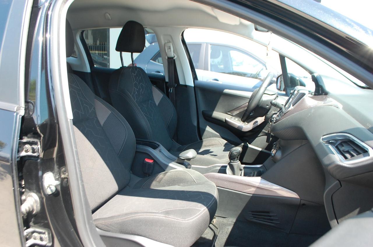 Peugeot 2008 1.4 hdi 8v Active Pack 68CV Uff Italy USB Clima