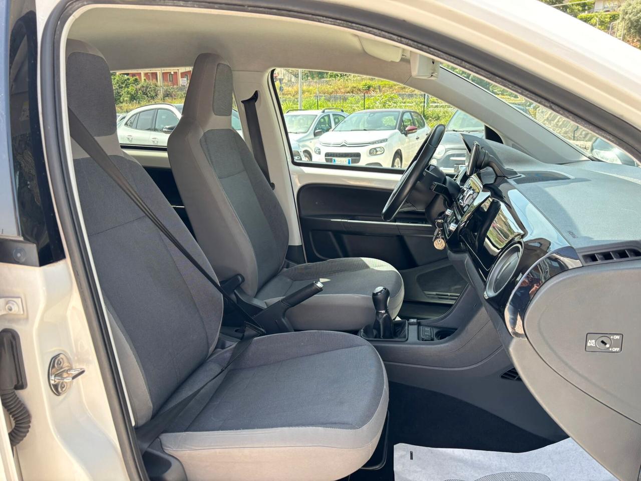 VOLKSWAGEN UP 1.0 B/GPL CROSS UP - 2015