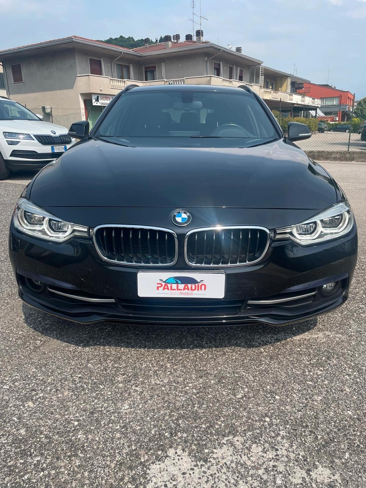 BMW 320d xDrive Sport Automatico trazione integrale