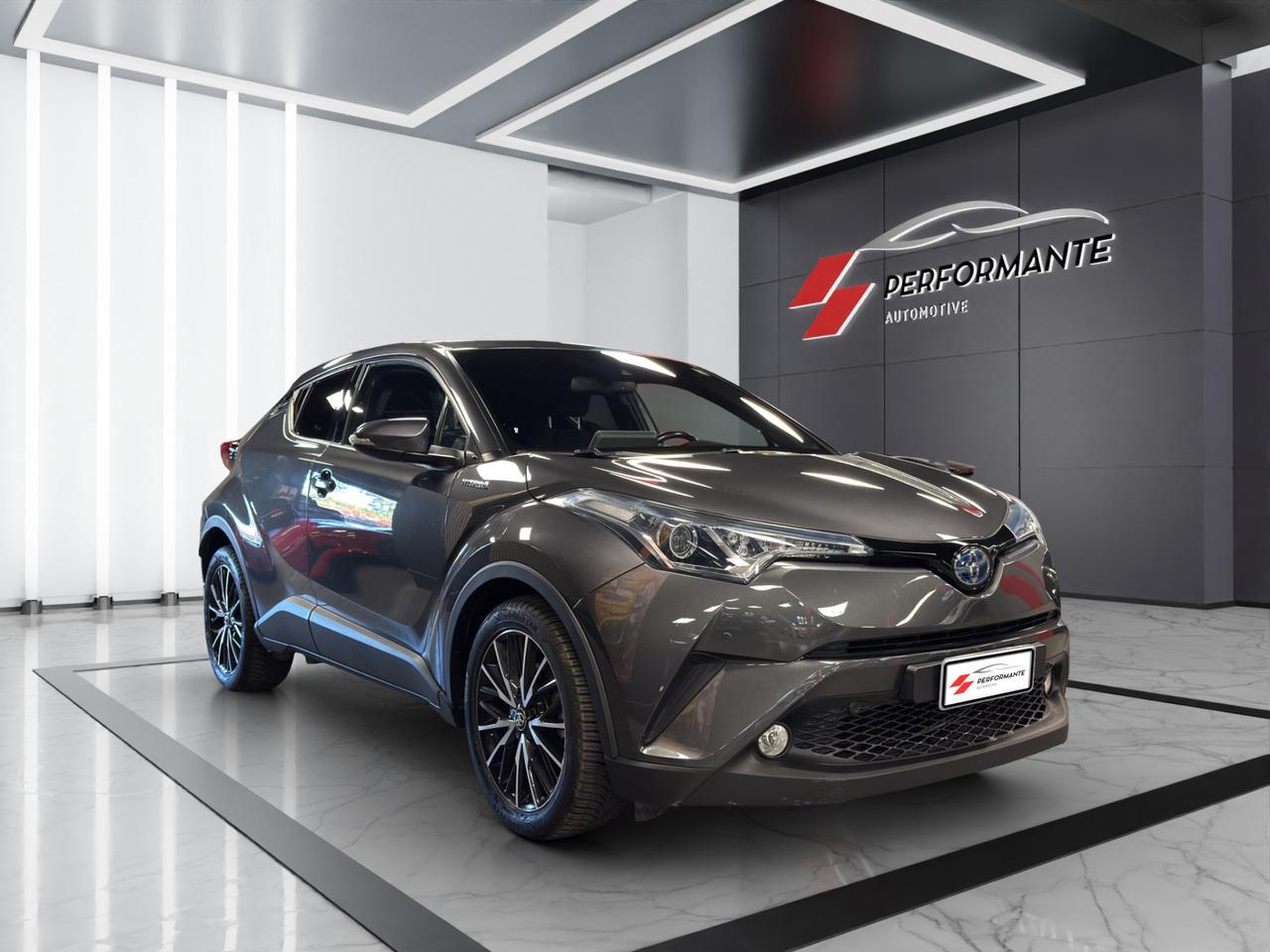 Toyota C-HR 5 Porte C-HR 1.8h Lounge 2wd e-cvt