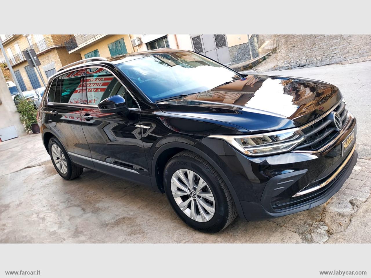 VOLKSWAGEN Tiguan 2.0 TDI 150CV SCR DSG R-Line