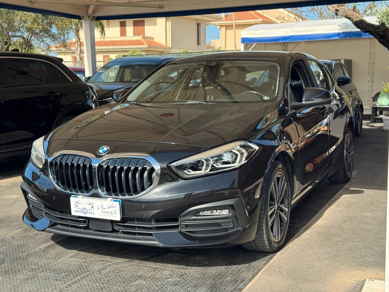 Bmw 118 118d 5p. Business Advantage