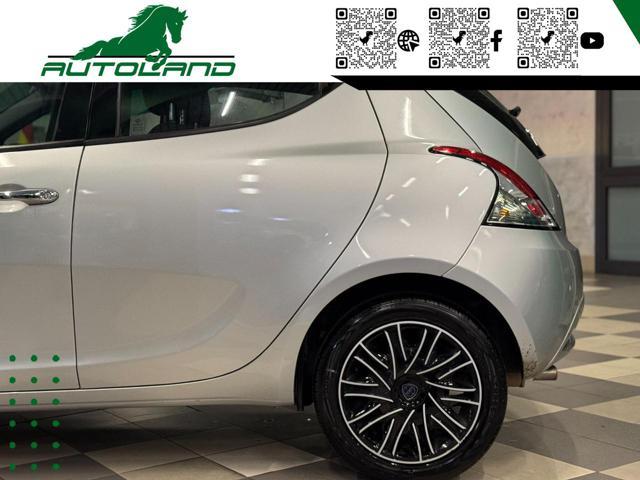 LANCIA Ypsilon 1.2 69 CV 5 porte Gold*neopatent*