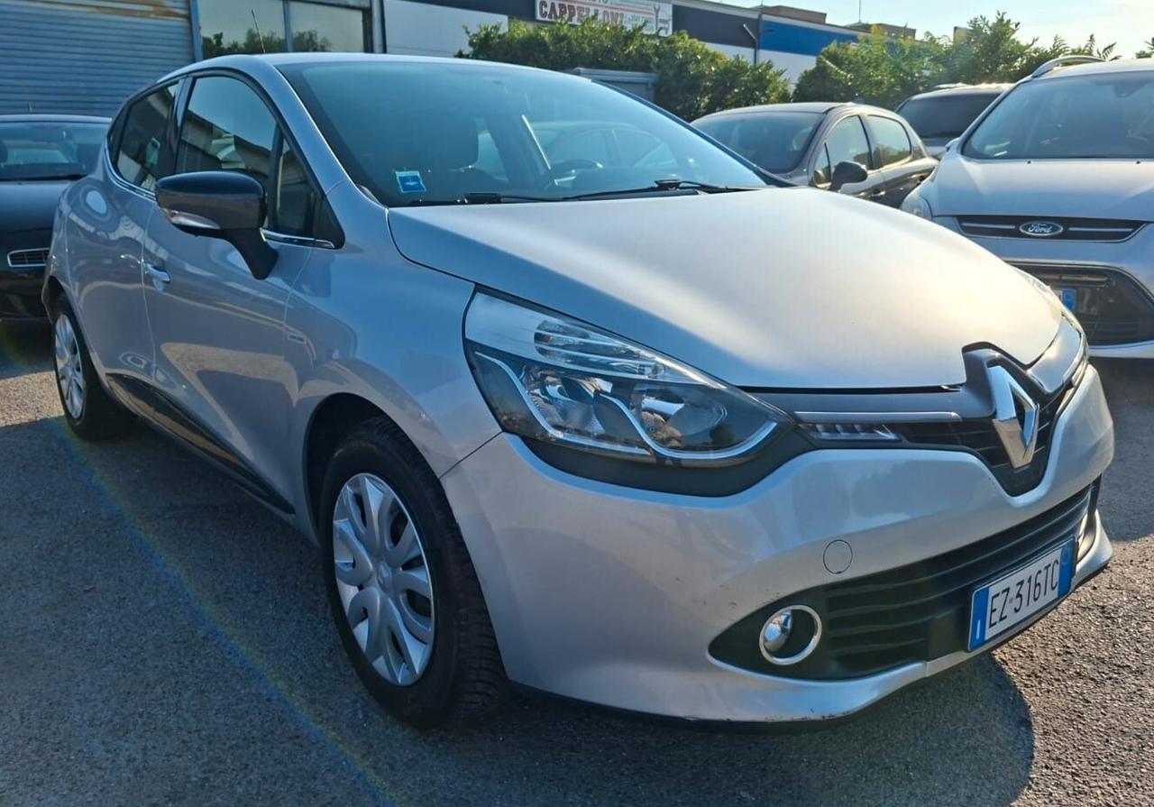 Renault Clio 1.2 75CV GPL
