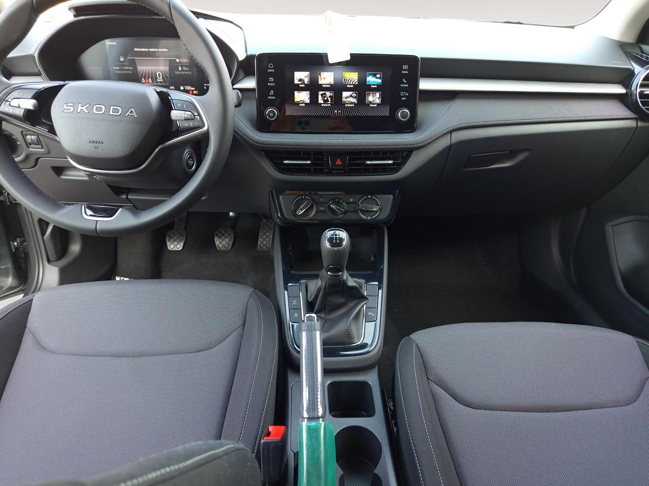 SKODA Fabia Young Edition 1.0 MPI 59 kW (80 CV) 5 marce - manuale