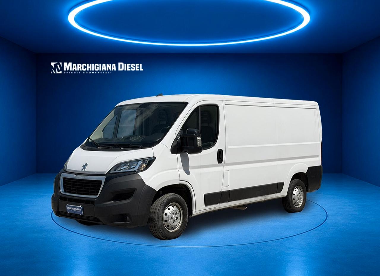Peugeot Boxer 2.2 TD 140CV 3 posti L2H1