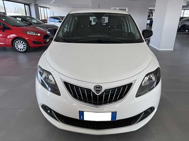 Lancia Ypsilon 1.0 FireFly Hybrid Ecochic Gold