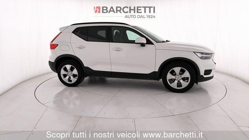 Volvo XC40 (2017----) T2 MOMENTUM CORE