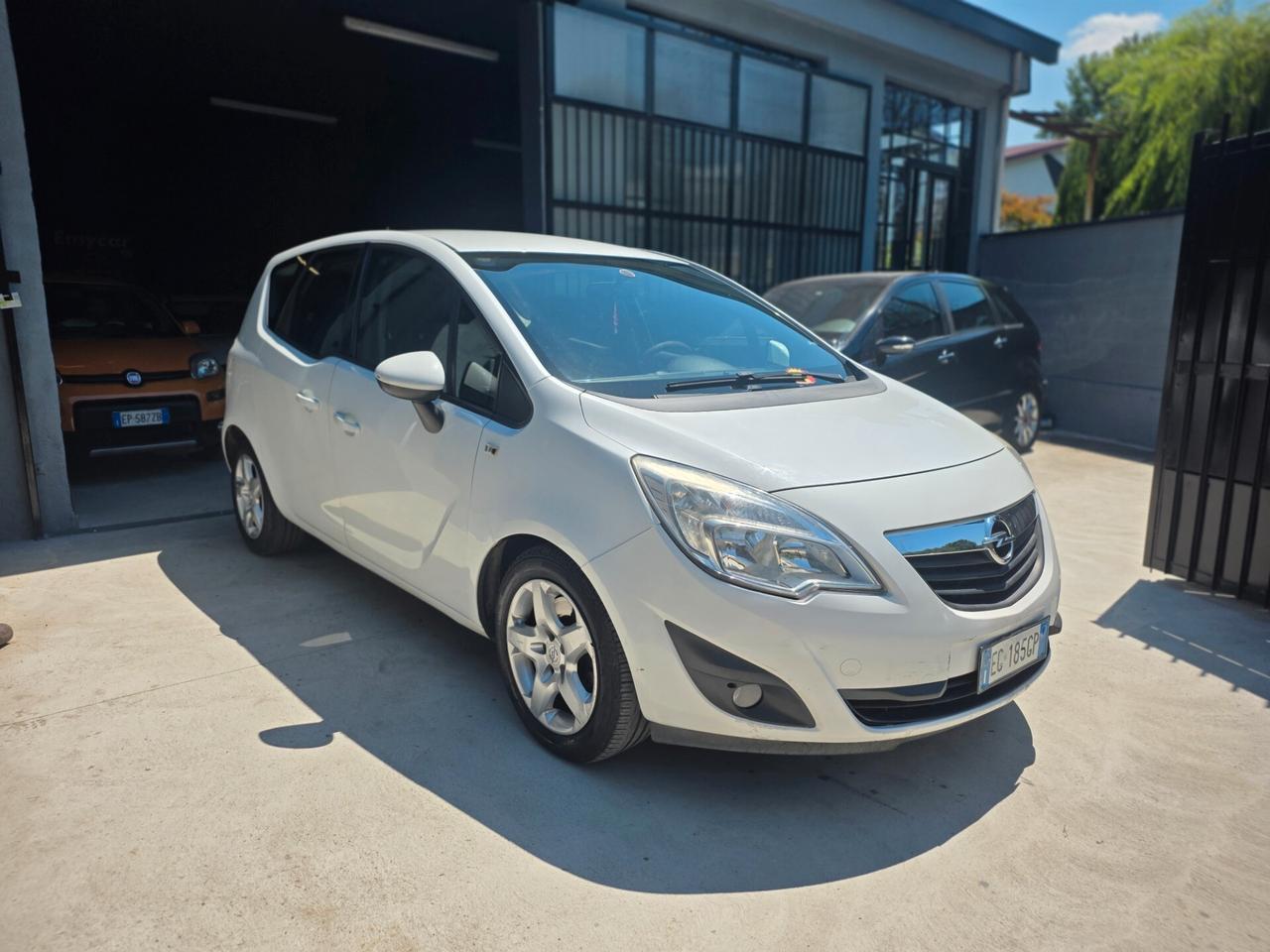 Opel Meriva 1.7 CDTI 110CV b-color Panoramic