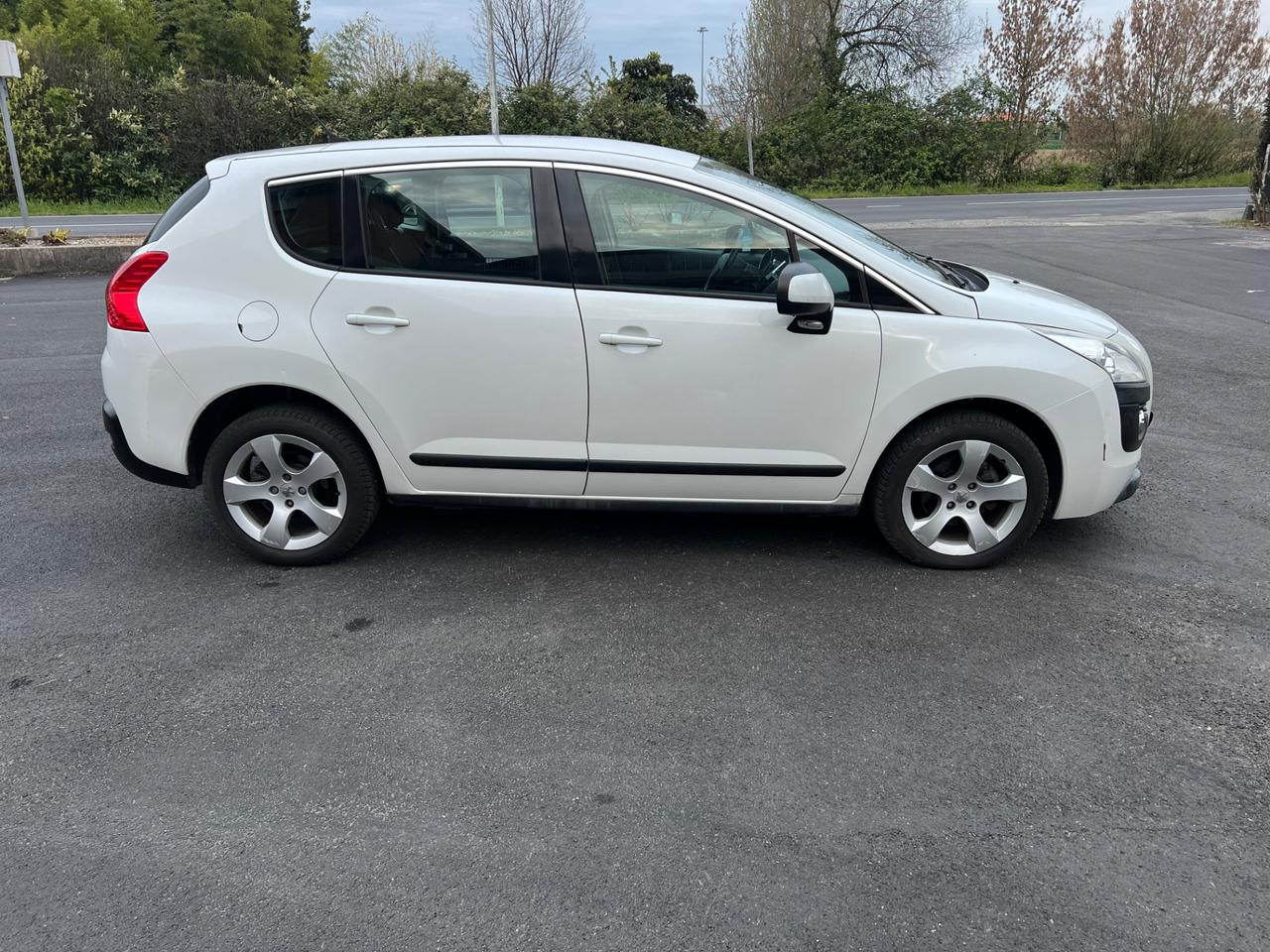 Peugeot 3008 1.6 HDi 112CV Tecno