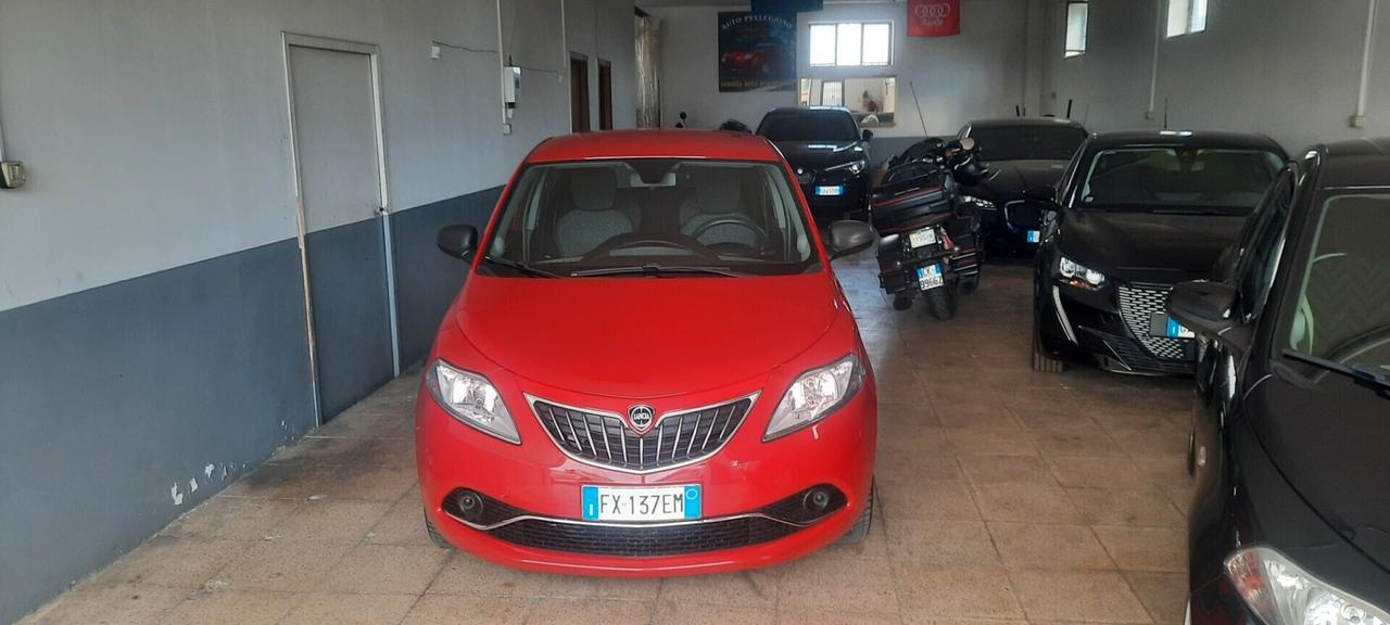 Lancia Ypsilon 1.2 69 CV 5 porte S&S Gold anno 2019