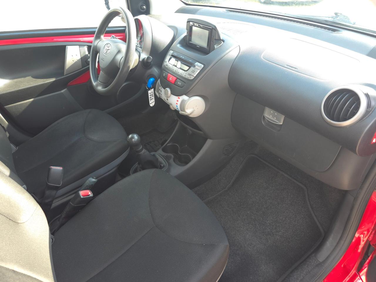 Toyota Aygo 1.0 12V VVT-i 5 porte Orange Connect