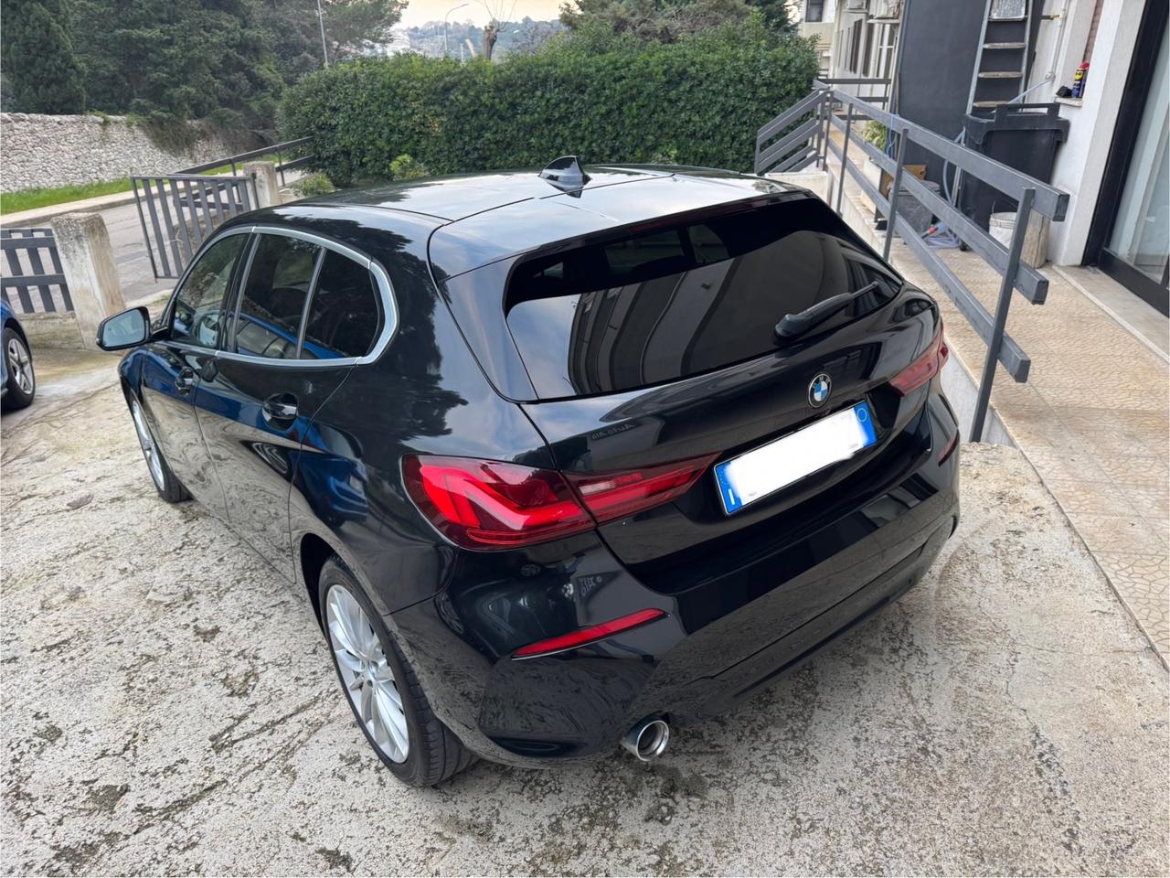 Bmw Serie 1 - 116d - LED - VIRTUAL - 2021