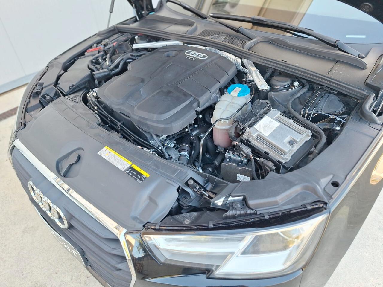 Audi A4 2.0 TDI 150 CV quattro Sport