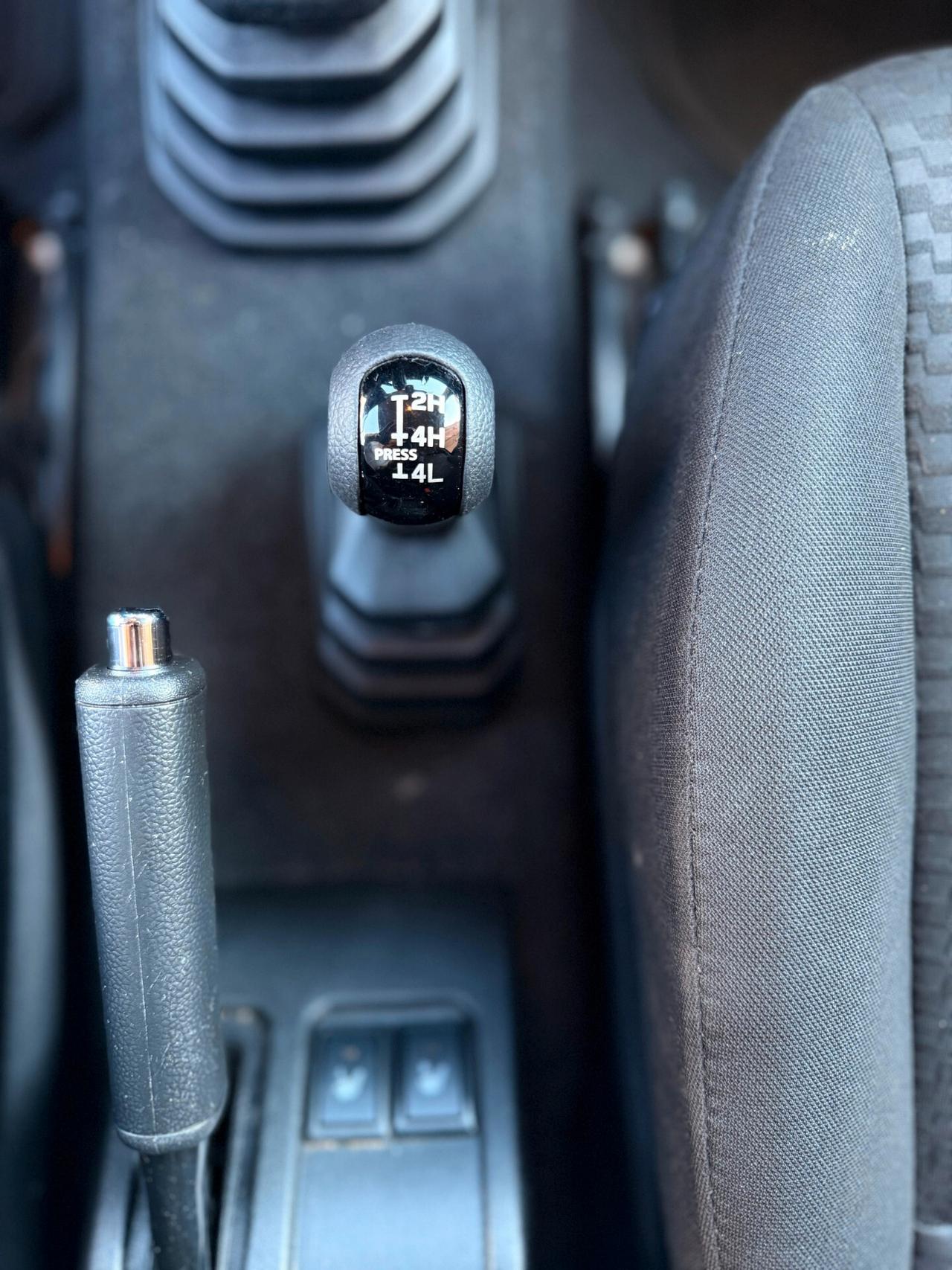 Suzuki Jimny 1.5 5MT PRO (N1)