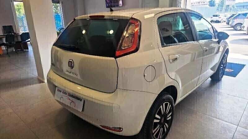 Fiat Punto 1.4 77 CV Natural Power Young