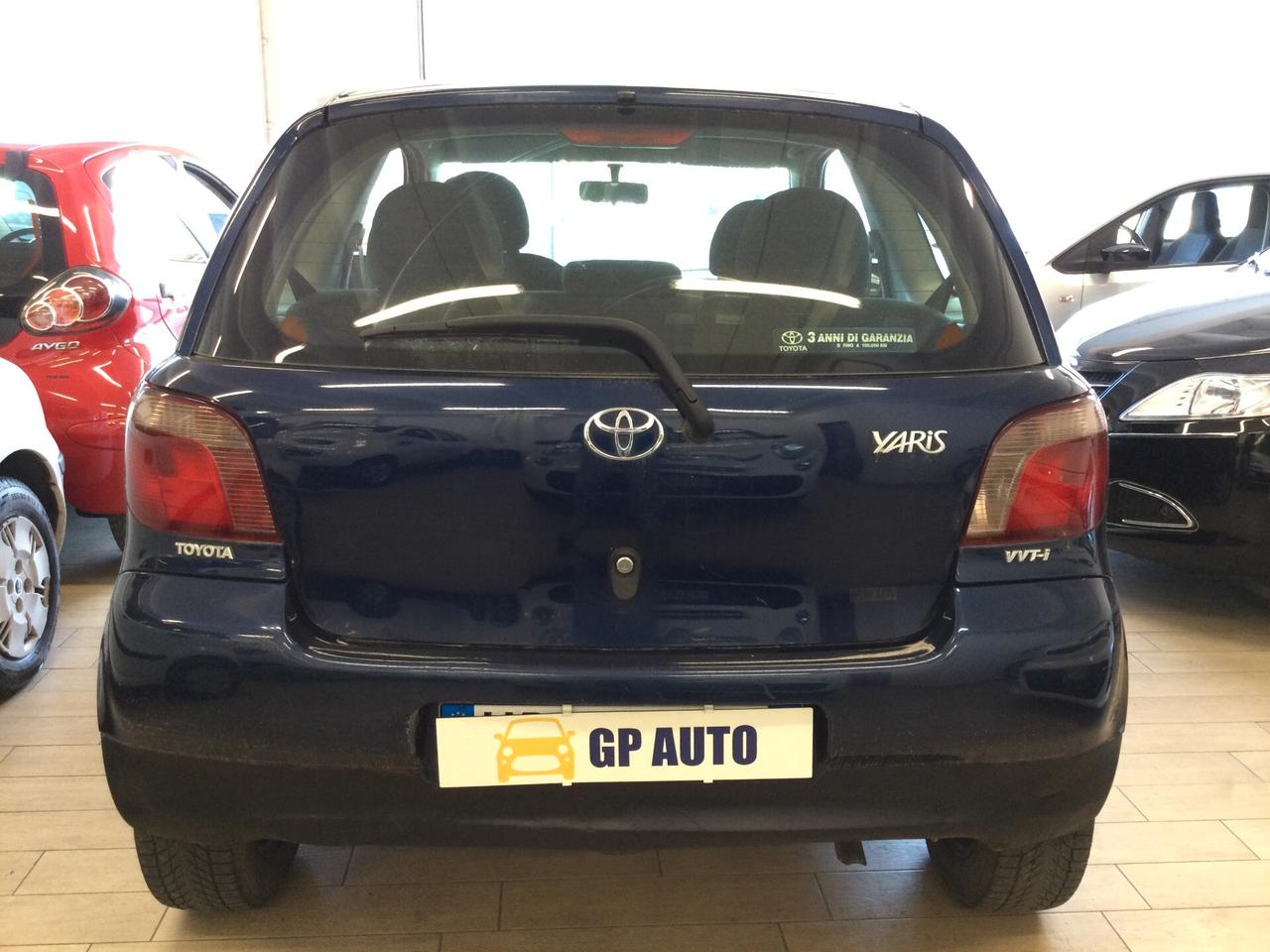 Toyota Yaris 1.0i 16V cat 3 porte Sol