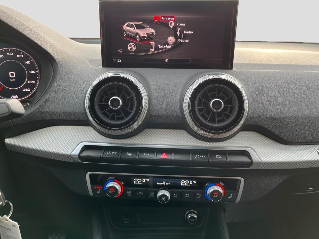 Audi Q2 30 TFSI S line Edition