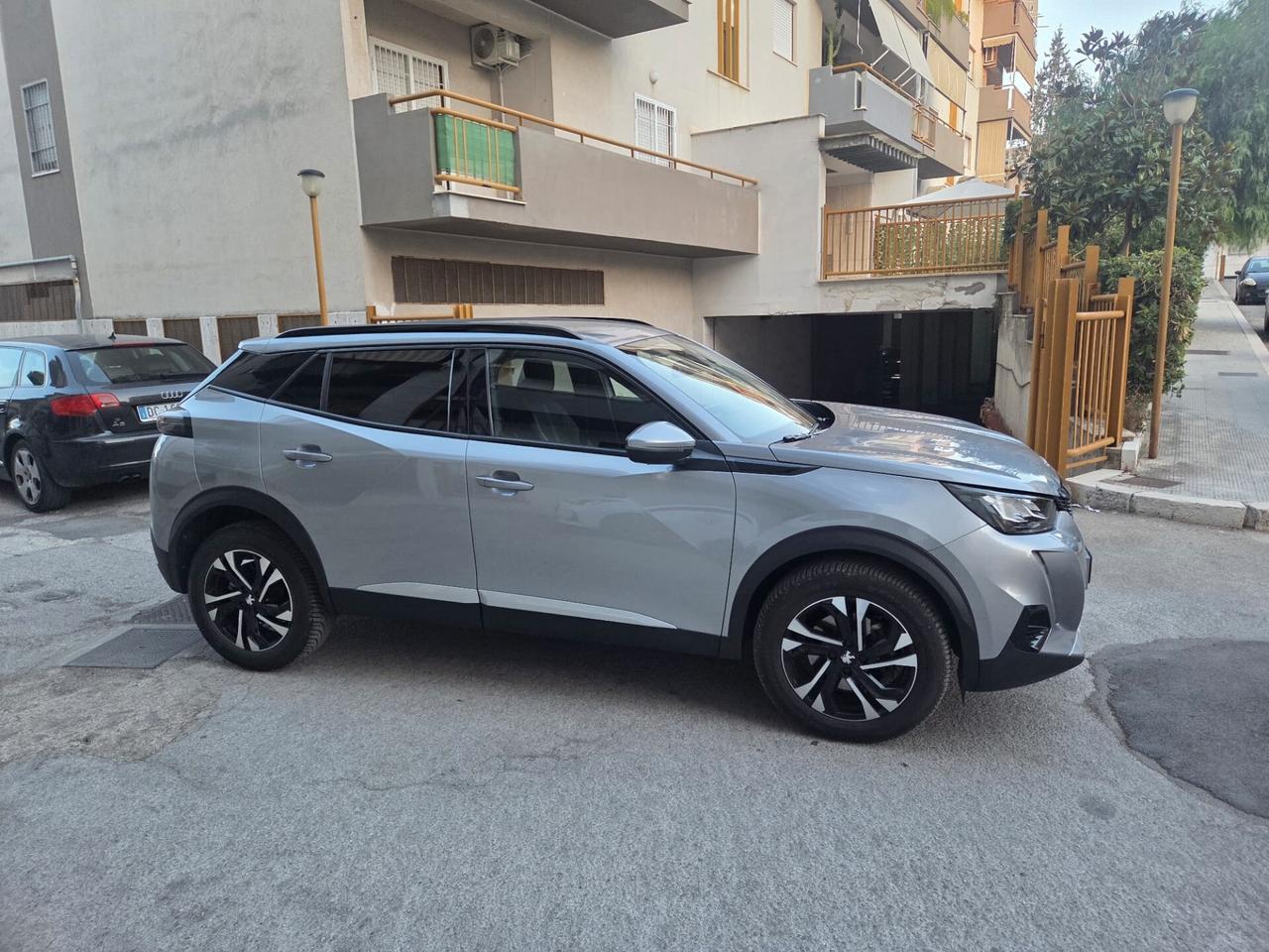 Peugeot 2008 BlueHDi 110 S&S Allure Pack