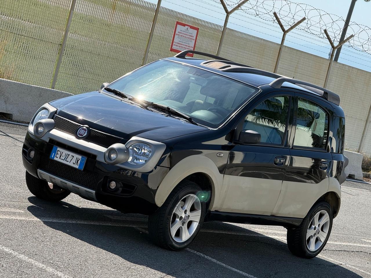 Fiat Panda 1.3 MJT 16V 4x4 Cross-DA VETRINA-PERMUTABILE