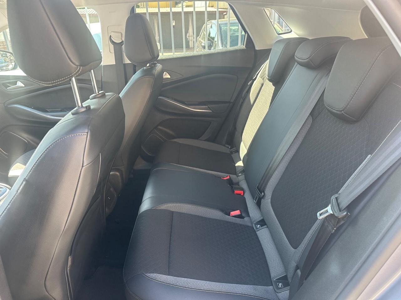 Opel Grandland X 1.5 diesel Ecotec Start&Stop Design Line