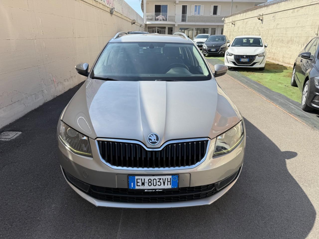 Skoda Octavia Station Wagon 1.6diesel - 2014