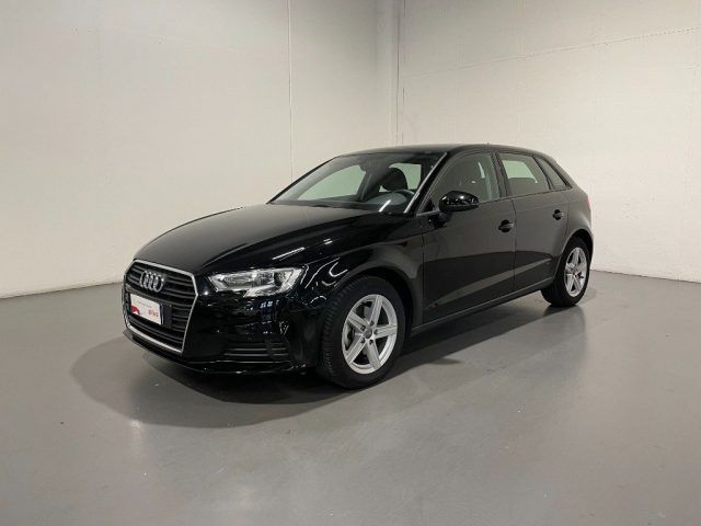 AUDI A3 SPB 1.6 TDI BUSINESS