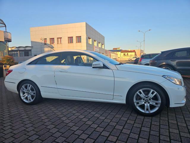 MERCEDES-BENZ E 200 Coupé