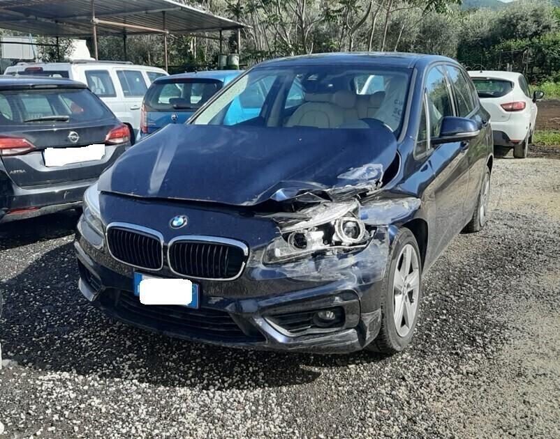 Bmw Serie 216d Active Tourer 2017 incidentata