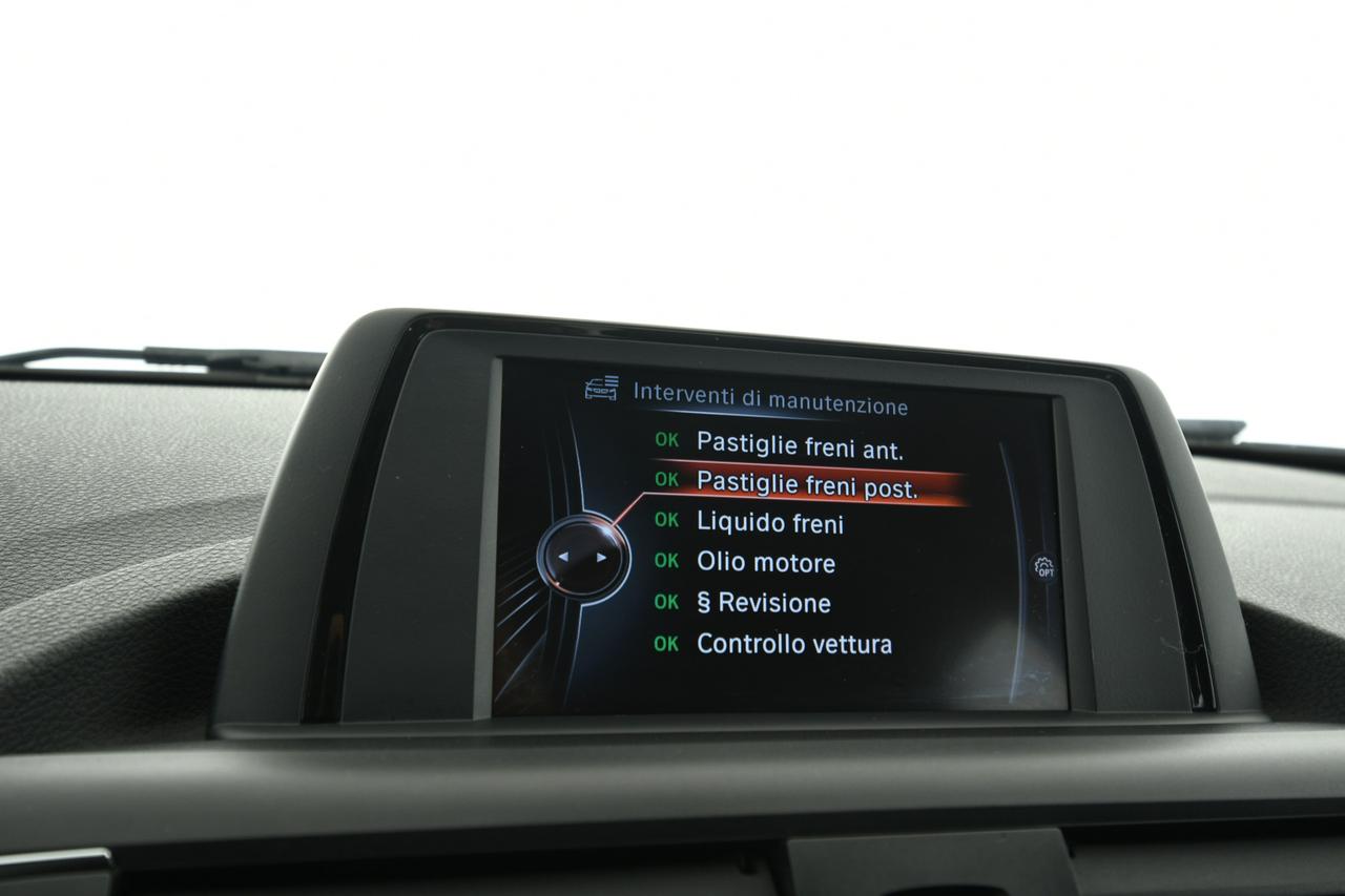 BMW 118d Sport 5p auto LED+C17"