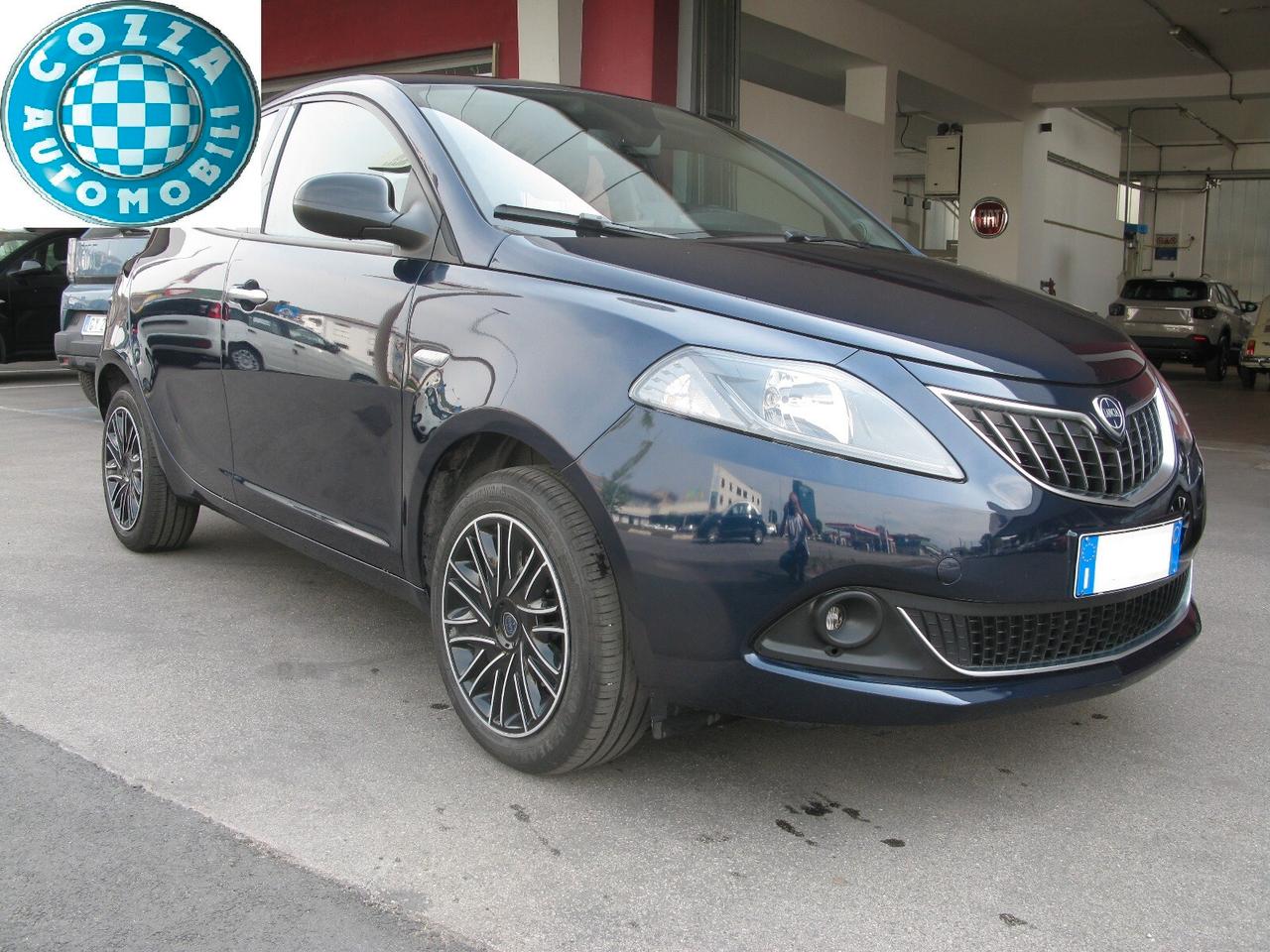 Lancia Ypsilon 1.0 FireFly 5 porte S&S Hybrid Ecochic Gold