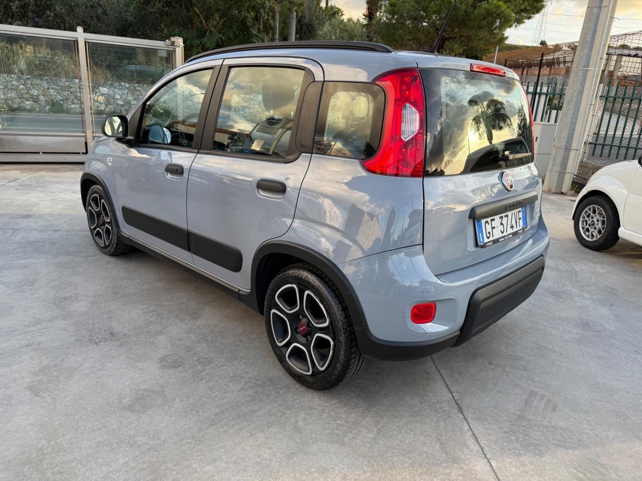 Fiat Panda 1.0 FireFly S&S Hybrid City Cross