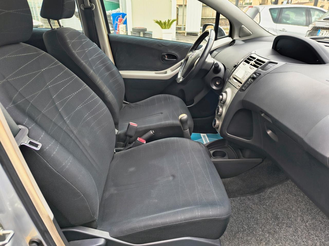 TOYOTA YARIS 1.4 DIESEL 100.000 KM UNICOPROPRIETARIO