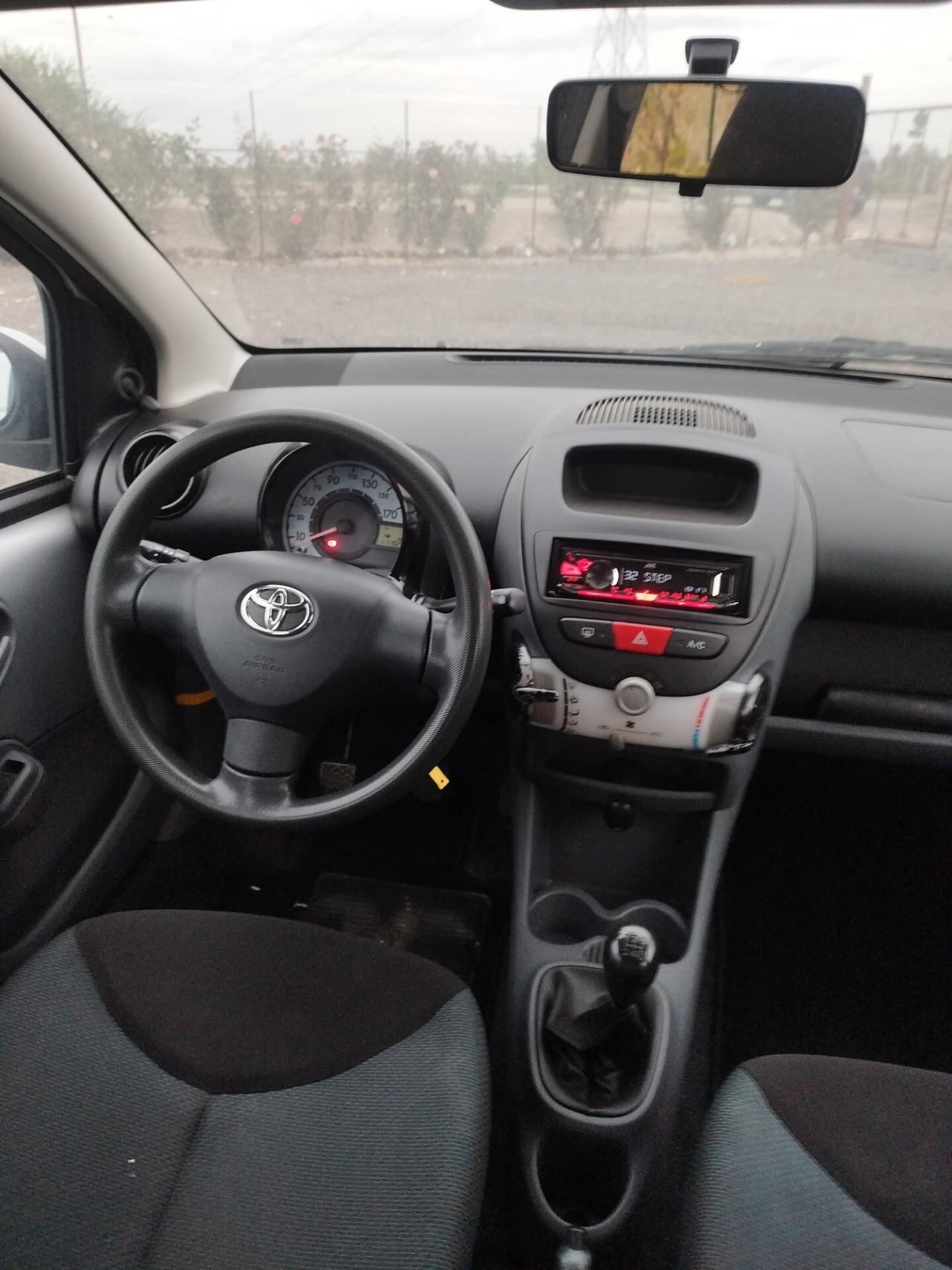 Toyota Aygo 1.0 VVT-i 69 CV 5 porte