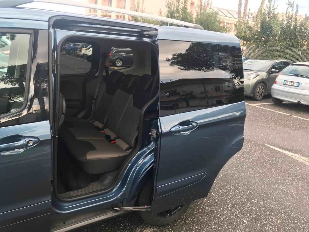 Ford Tourneo Courier 1.5 tdci 75cv plus