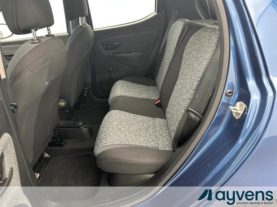 Lancia Ypsilon NOLEGGIO LUNGO TERMINE