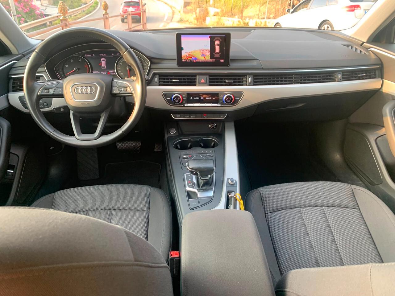 Audi A4 Avant 30 TDI S tronic Business